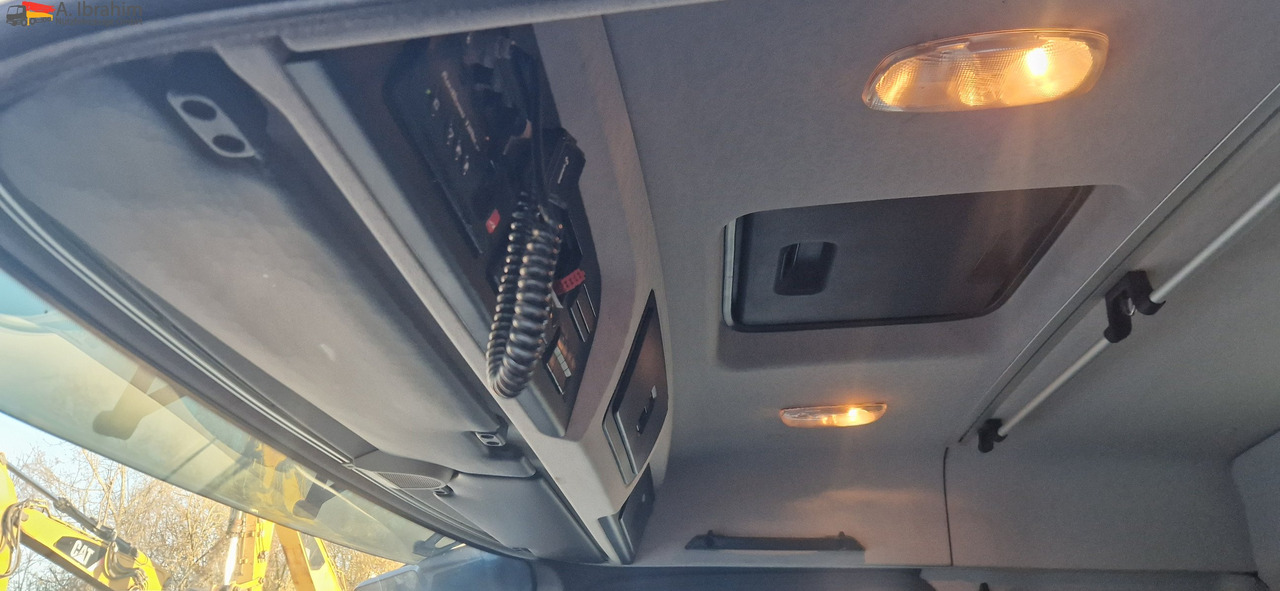 Mercedes-Benz 2643 6x4, Blatt Luft, scheckheft Mercedes , Kipphydraulik - Vlačilec: slika 5 Mercedes-Benz 2643 6x4, Blatt Luft, scheckheft Mercedes , Kipphydraulik - Vlačilec: slika 5