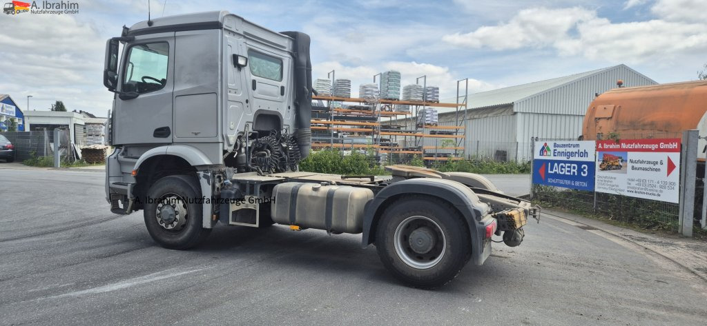 Vlačilec Mercedes-Benz DB 1842H 4x4 Hydrodrive Scheckheft bei Mercedes: slika 10
