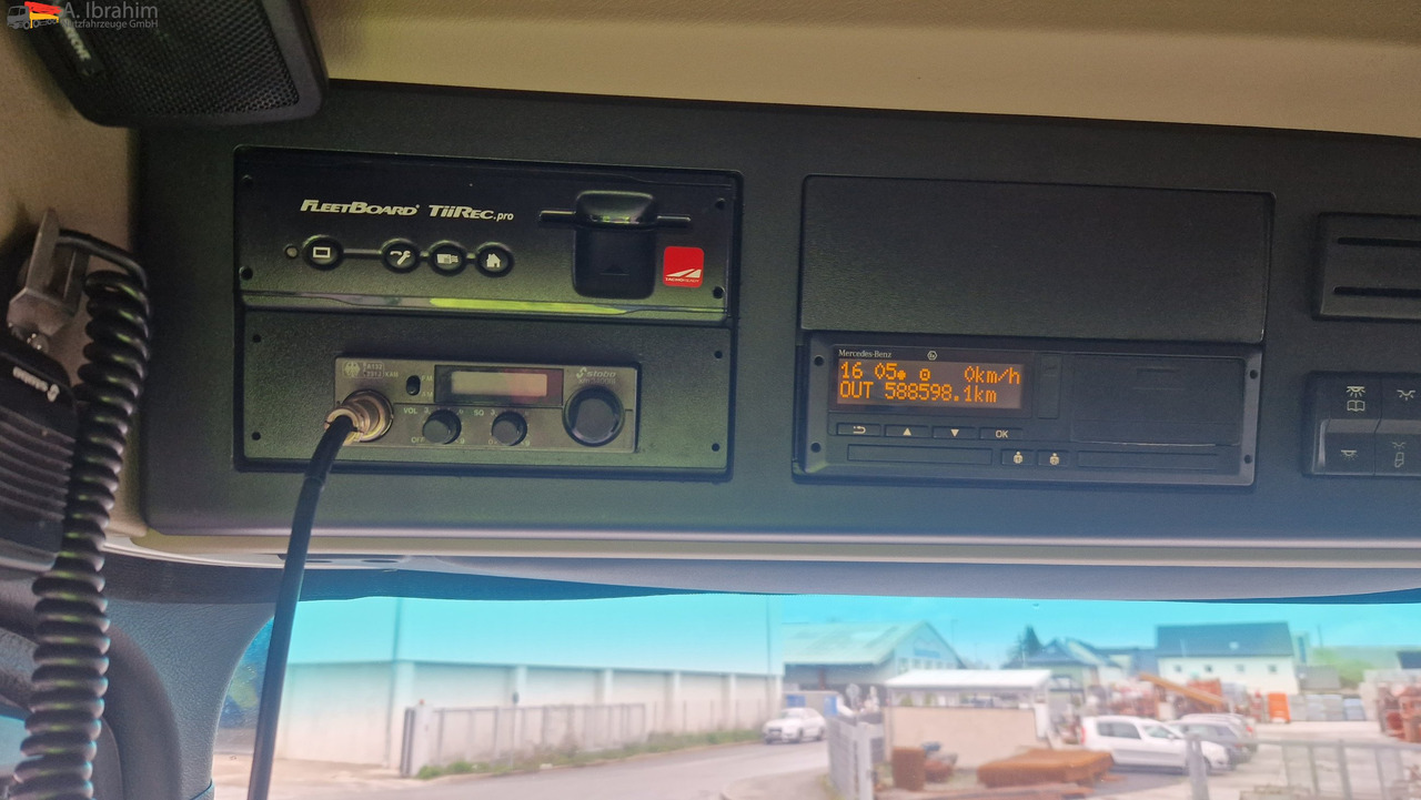 Mercedes-Benz DB 1843 Retarder Kipphydraulik Actros, sehr sauber, Alufelgen - Vlačilec: slika 3 Mercedes-Benz DB 1843 Retarder Kipphydraulik Actros, sehr sauber, Alufelgen - Vlačilec: slika 3