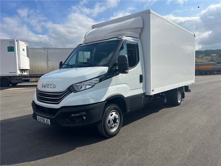 Iveco 35C16HA8 - Dostavno vozilo z zabojnikom: slika 1 Iveco 35C16HA8 - Dostavno vozilo z zabojnikom: slika 1