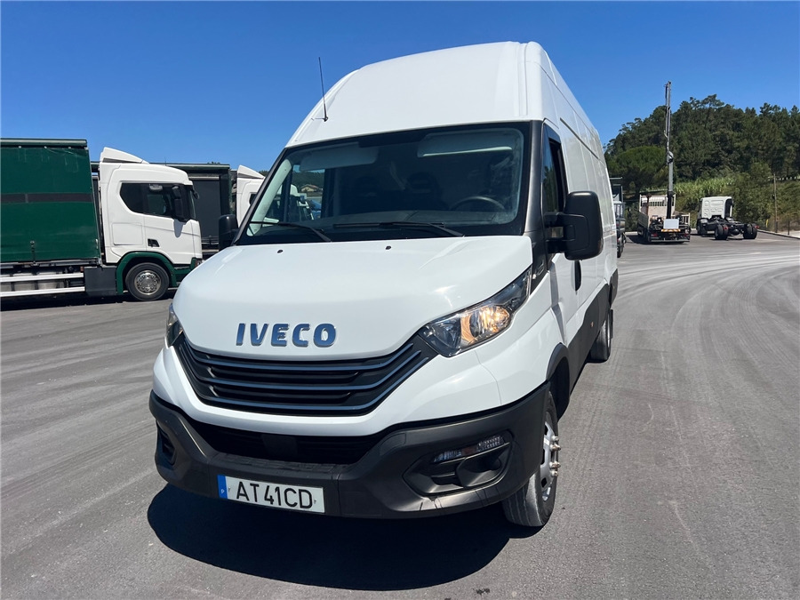 Iveco 35C16HA8V - Furgon: slika 2 Iveco 35C16HA8V - Furgon: slika 2