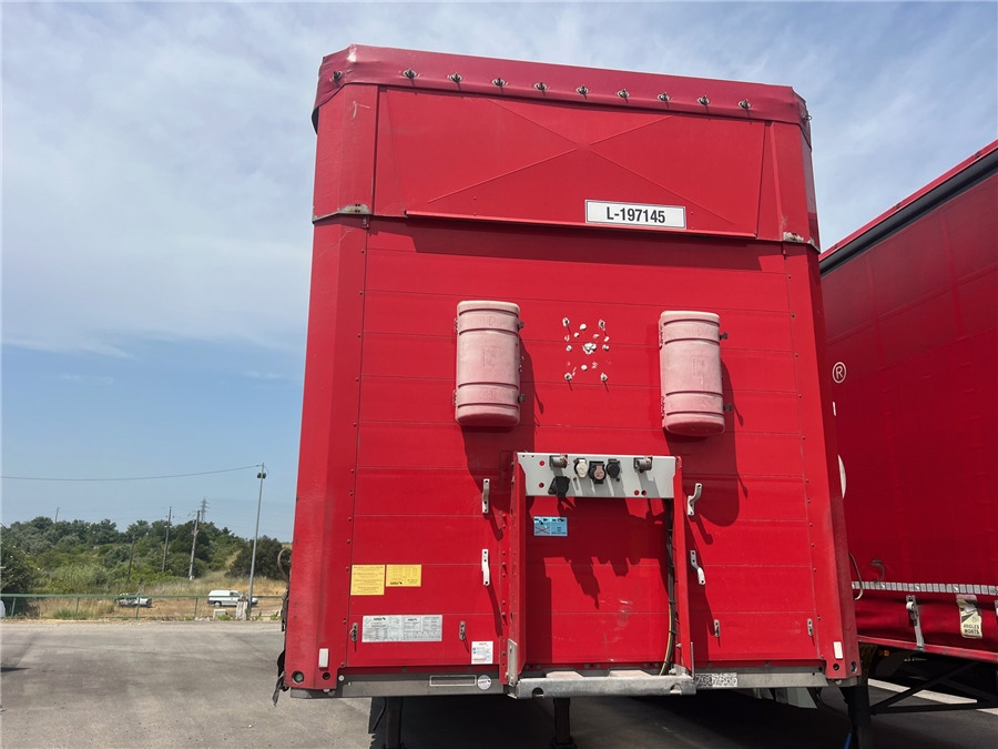 SCHMITZ CARGOBULL SCB-S3T TETO ELEVAR - Polprikolica s ponjavo: slika 3 SCHMITZ CARGOBULL SCB-S3T TETO ELEVAR - Polprikolica s ponjavo: slika 3