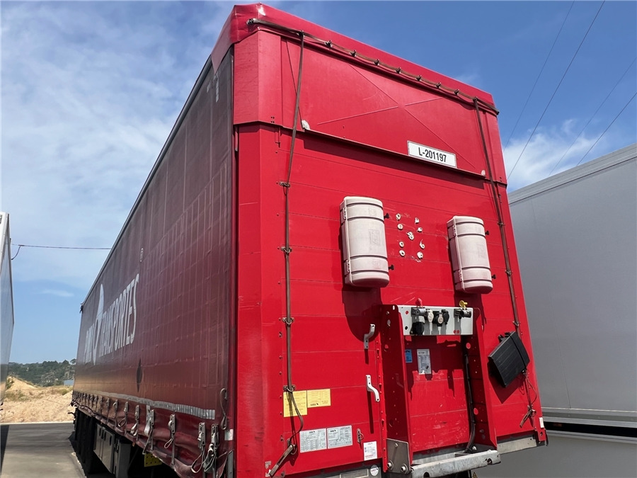 SCHMITZ CARGOBULL SCB-S3T TETO ELEVAR - Polprikolica s ponjavo: slika 2 SCHMITZ CARGOBULL SCB-S3T TETO ELEVAR - Polprikolica s ponjavo: slika 2