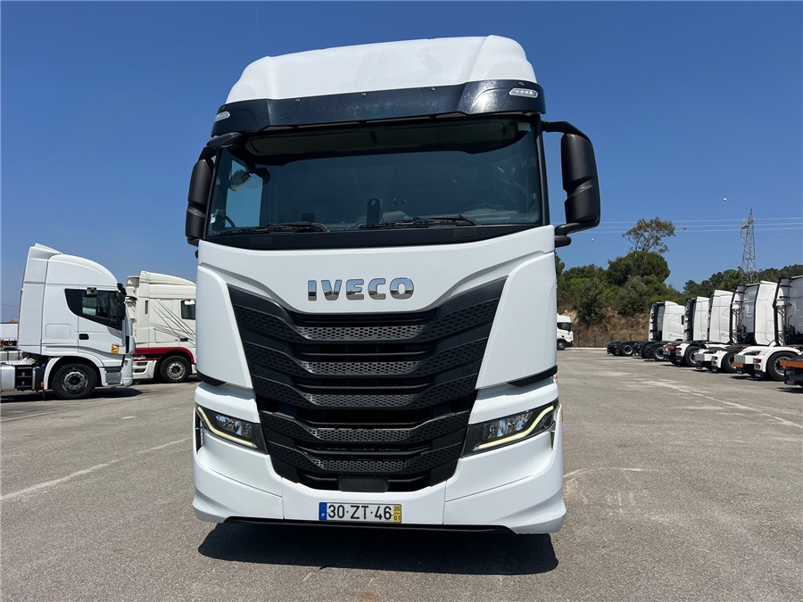 Iveco S-WAY 460 - Vlačilec: slika 2 Iveco S-WAY 460 - Vlačilec: slika 2