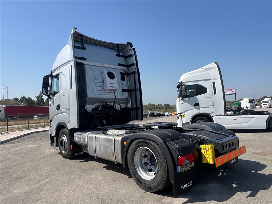 Vlačilec Iveco S-WAY 500: slika 6
