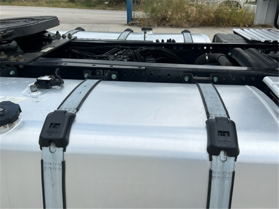 Vlačilec MAN TGX 18.460: slika 14