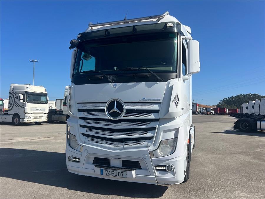 MERCEDES-BENZ ACTROS 1845 LS - Vlačilec: slika 2 MERCEDES-BENZ ACTROS 1845 LS - Vlačilec: slika 2