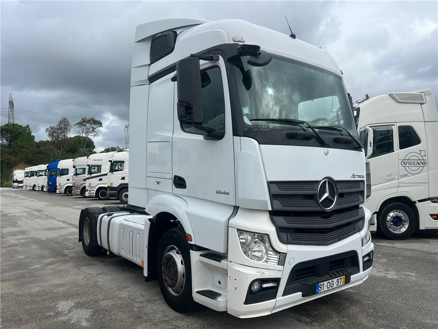 MERCEDES-BENZ ACTROS 1845 LS - Vlačilec: slika 1 MERCEDES-BENZ ACTROS 1845 LS - Vlačilec: slika 1