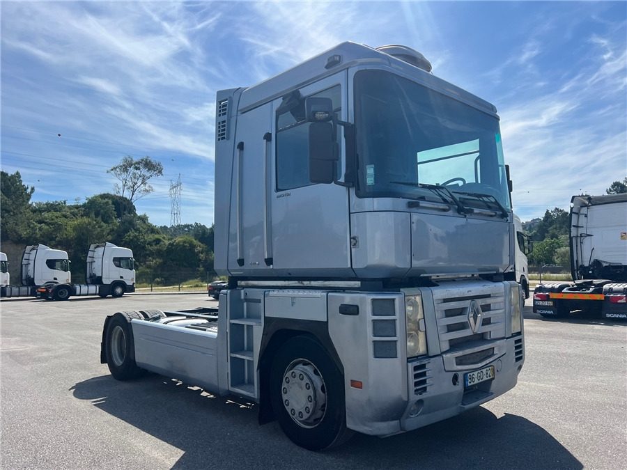 Renault AE 440 / MANUAL GEARBOX - Vlačilec: slika 3 Renault AE 440 / MANUAL GEARBOX - Vlačilec: slika 3