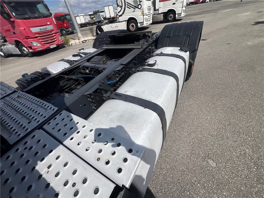 Vlačilec Renault AE 440: slika 8