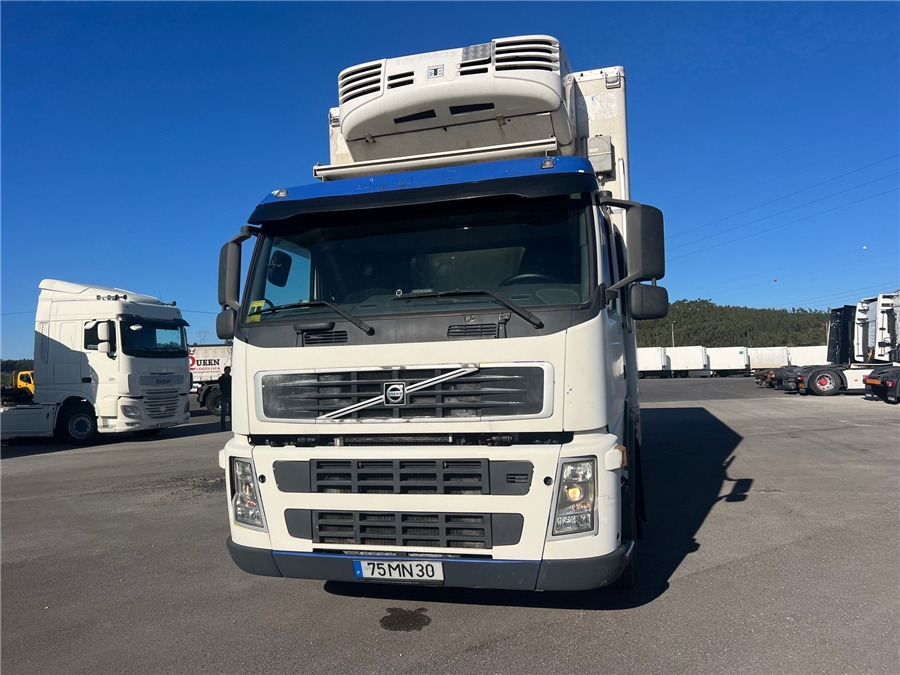 Volvo FM 9 - Tovornjak hladilnik: slika 2 Volvo FM 9 - Tovornjak hladilnik: slika 2