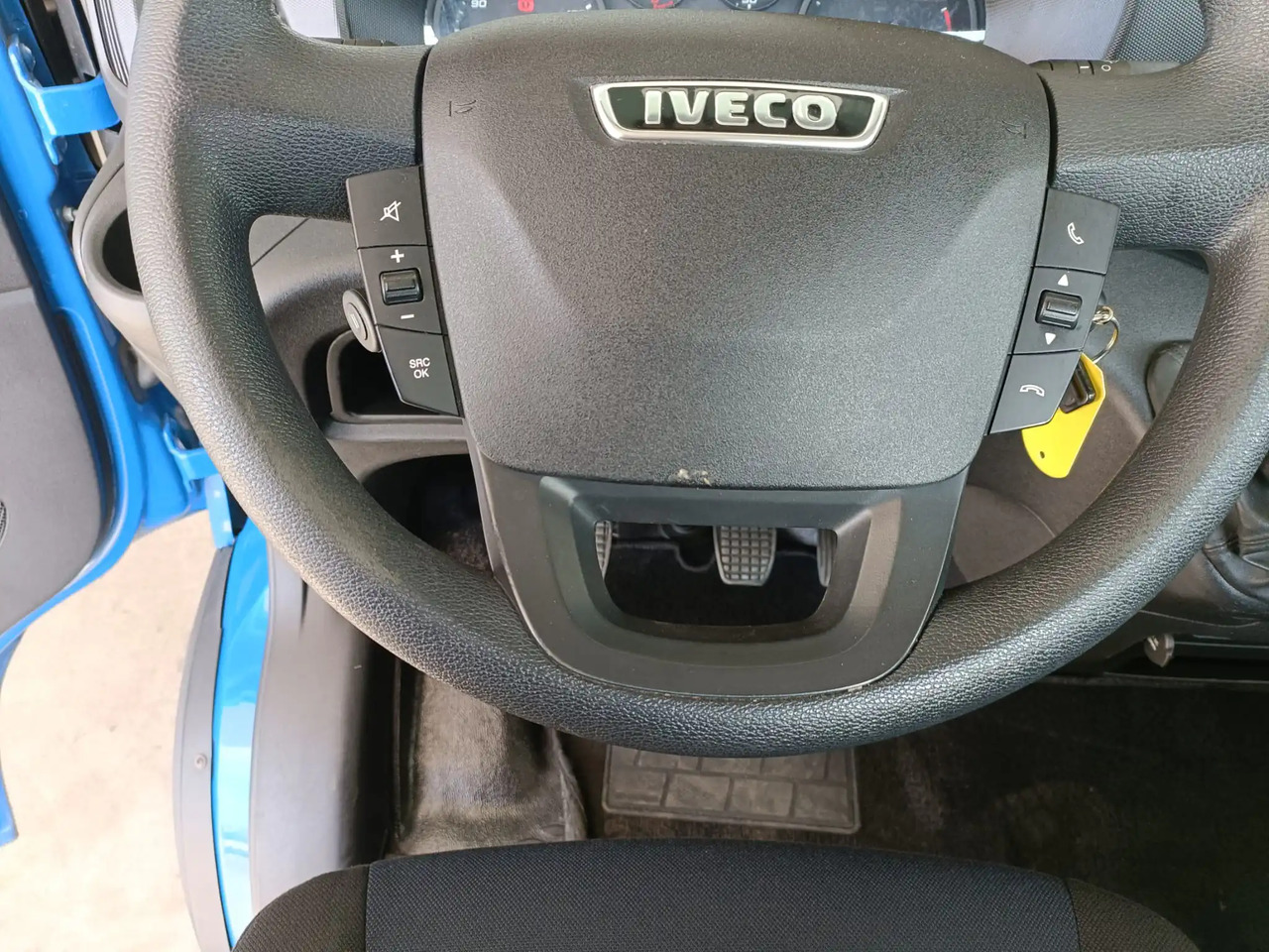 Dostavno vozilo IVECO DAILY 35C15: slika 7