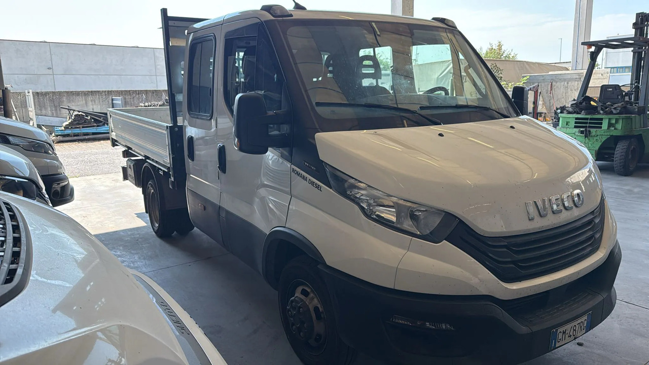 IVECO DAILY 35C16 DOPPIA CABINA RIBALTABILE TRILATERALE 3.0 - Dostavno vozilo prekucnik: slika 2 IVECO DAILY 35C16 DOPPIA CABINA RIBALTABILE TRILATERALE 3.0 - Dostavno vozilo prekucnik: slika 2