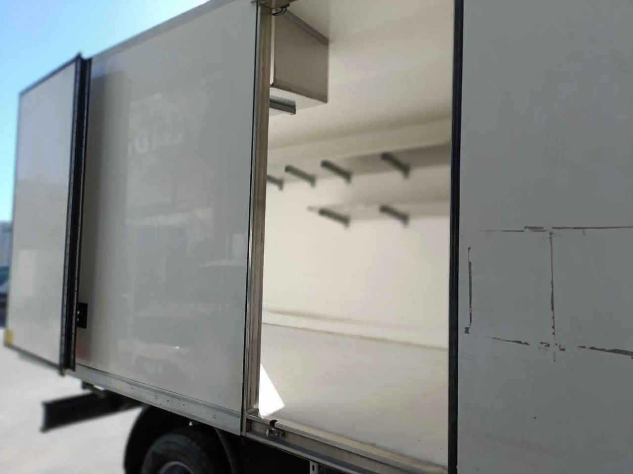 Tovornjak hladilnik IVECO DAILY 60C18 FRCX ATP 06/2024: slika 8