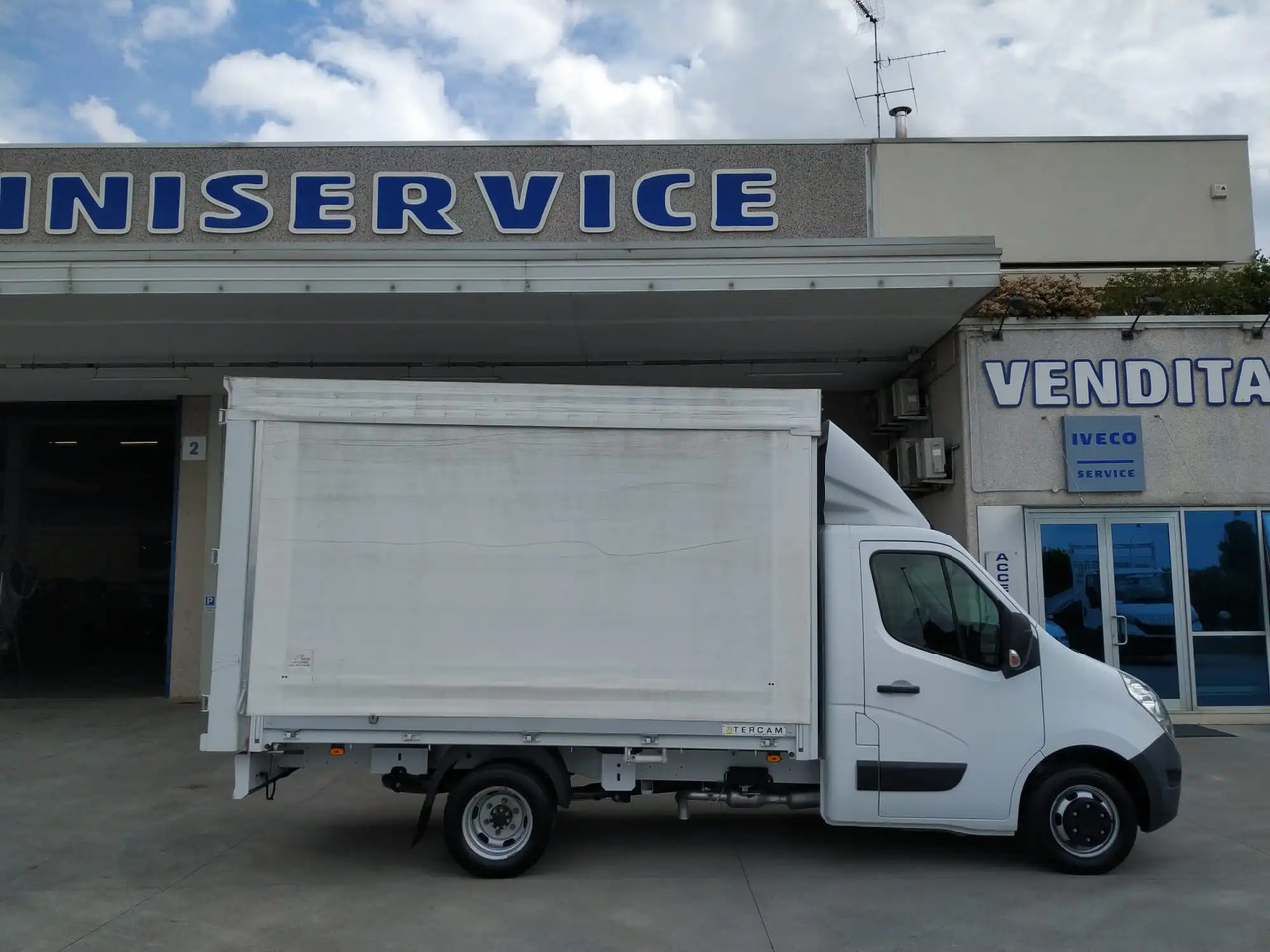RENAULT MASTER L3XL T35 - Dostavno vozilo s ponjavo: slika 3 RENAULT MASTER L3XL T35 - Dostavno vozilo s ponjavo: slika 3