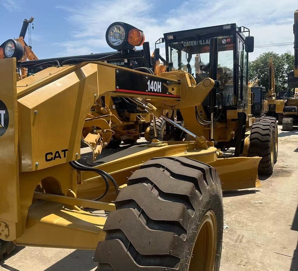 Caterpillar 140H - Greder: slika 3 Caterpillar 140H - Greder: slika 3
