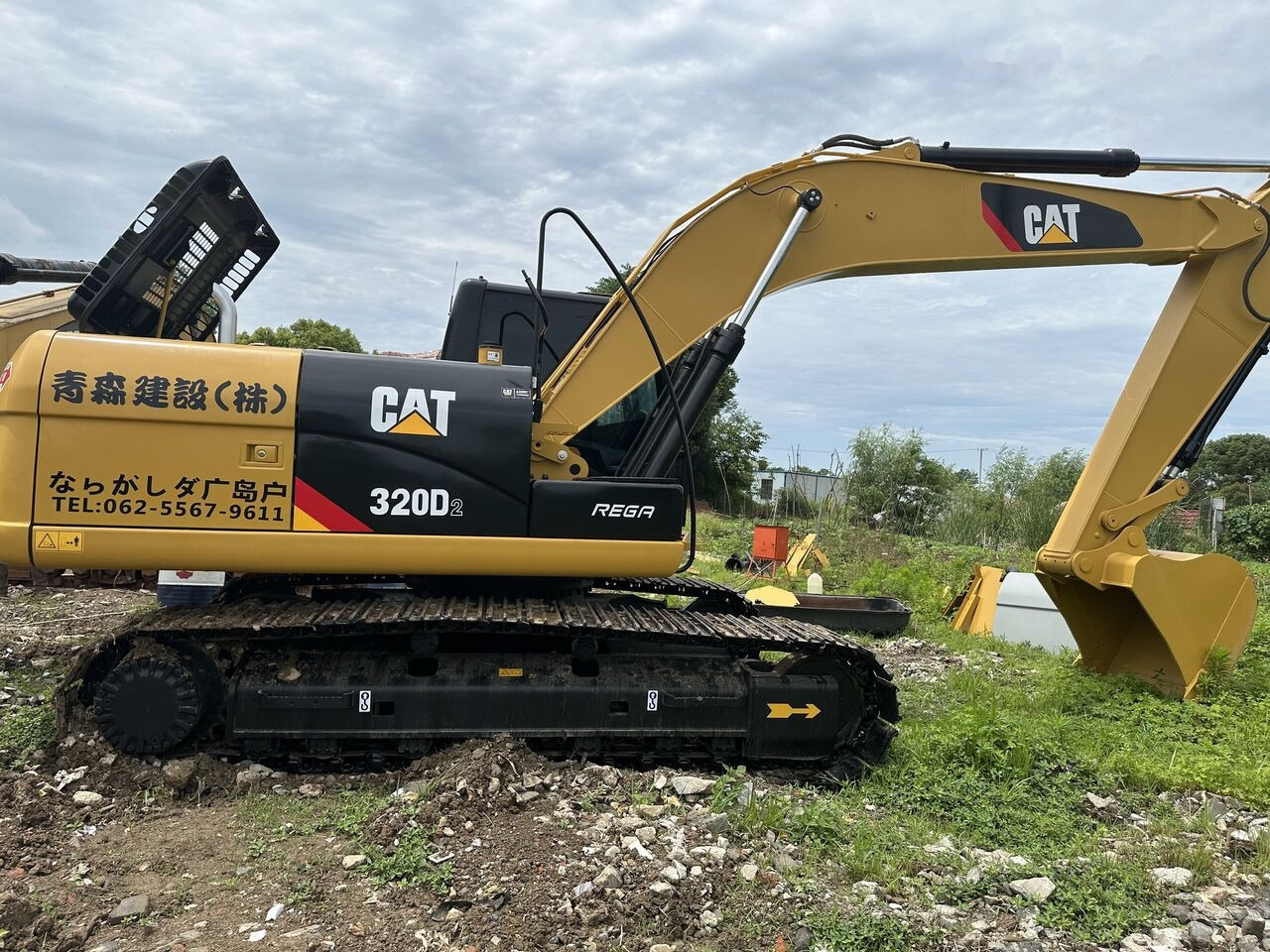 Caterpillar 320D2 - Bager goseničar: slika 2 Caterpillar 320D2 - Bager goseničar: slika 2