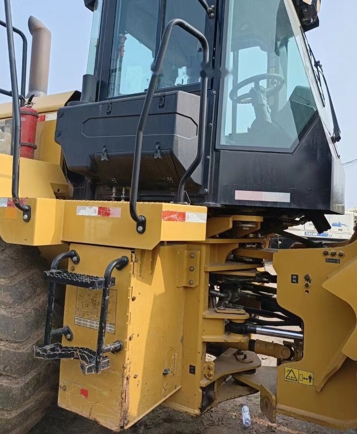Caterpillar 950GC - Kolesni nakladalec: slika 3 Caterpillar 950GC - Kolesni nakladalec: slika 3