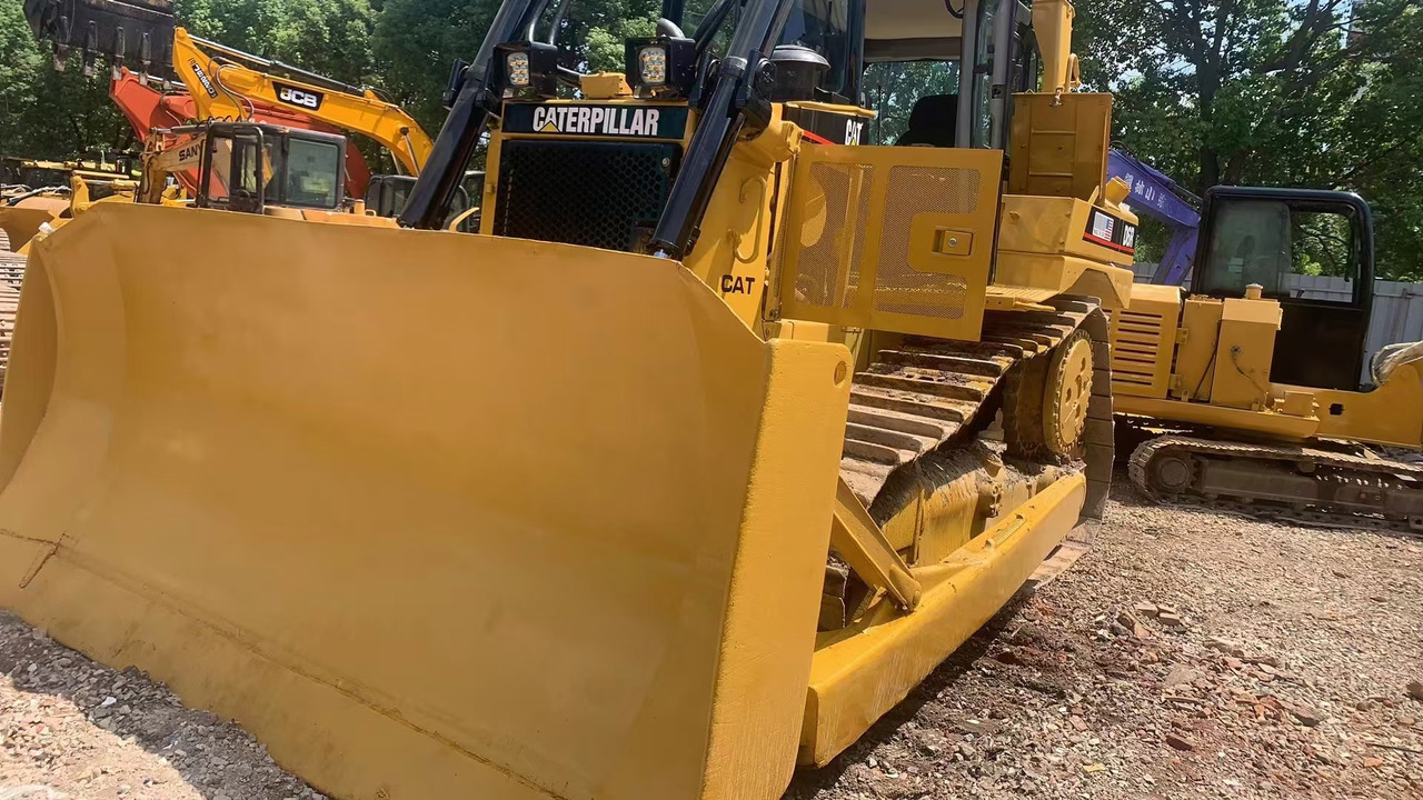 Caterpillar D6R - Buldožer: slika 1 Caterpillar D6R - Buldožer: slika 1