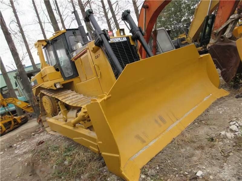 Caterpillar D8R - Buldožer: slika 2 Caterpillar D8R - Buldožer: slika 2