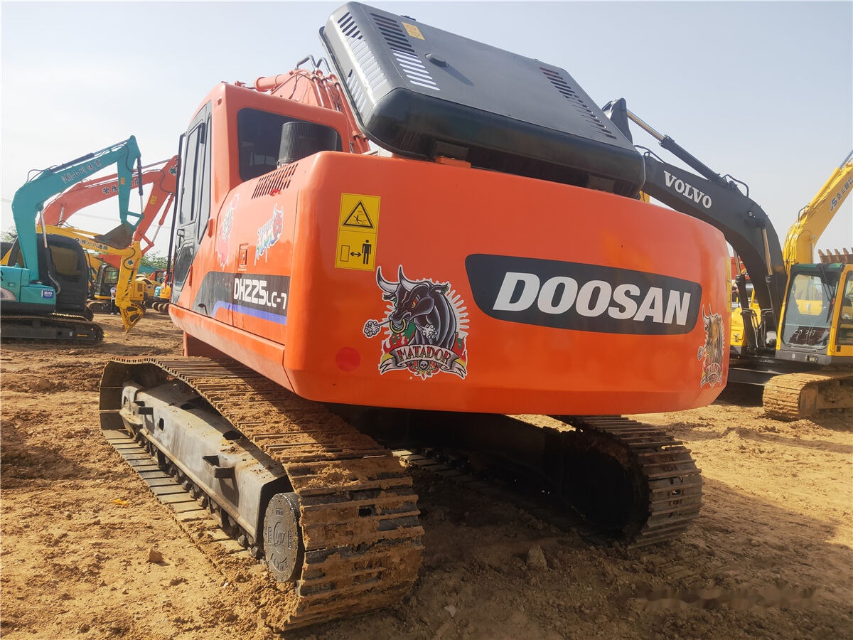 Doosan DH225 - Bager goseničar: slika 2 Doosan DH225 - Bager goseničar: slika 2
