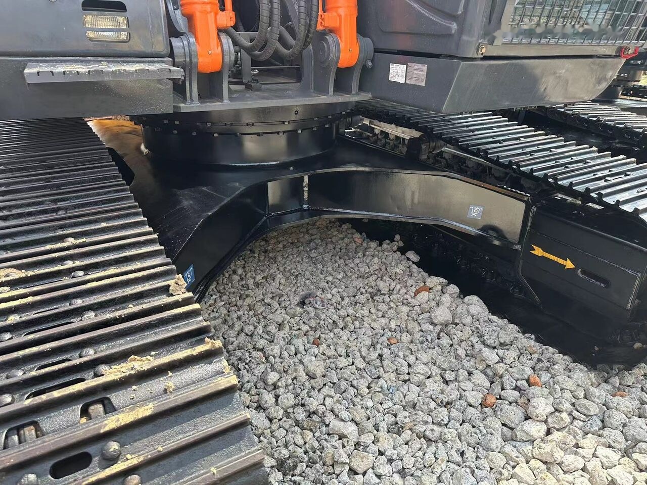 Hitachi ZX200-3 - Bager goseničar: slika 1 Hitachi ZX200-3 - Bager goseničar: slika 1