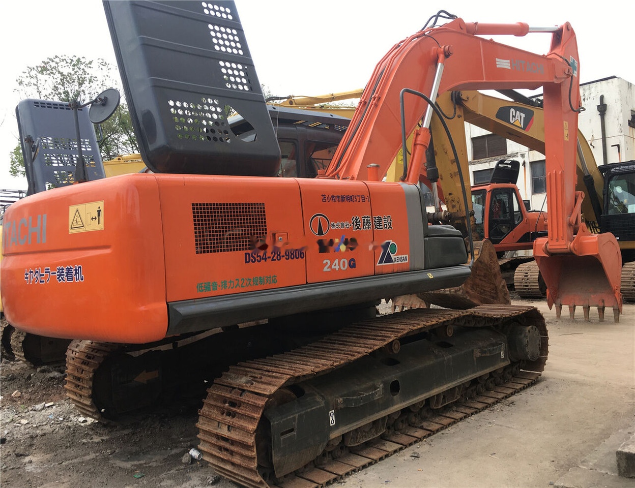 Hitachi ZX240-3G - Bager goseničar: slika 4 Hitachi ZX240-3G - Bager goseničar: slika 4
