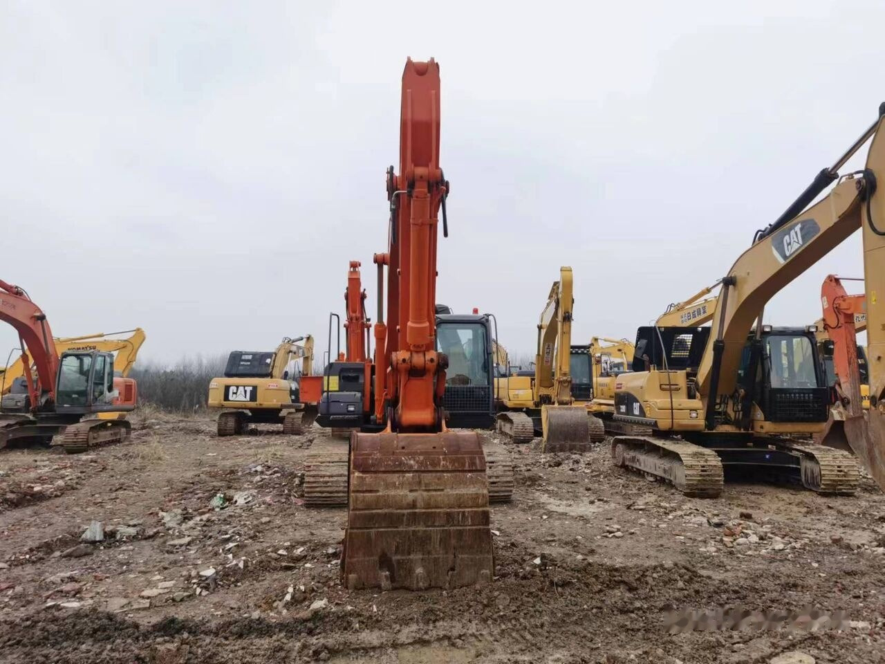 Bager goseničar Hitachi ZX250: slika 6
