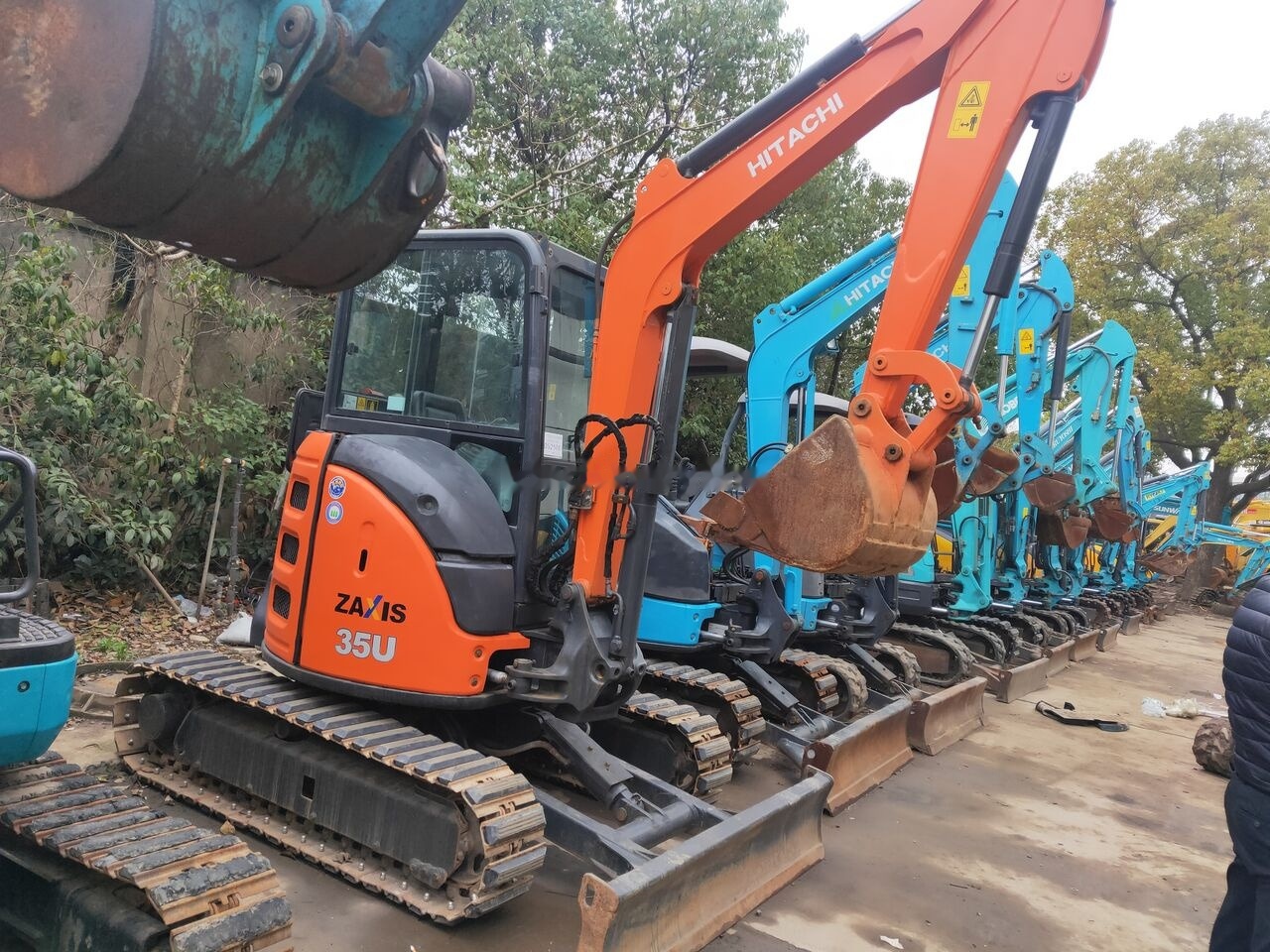 Hitachi ZX35 - Mini bager: slika 5 Hitachi ZX35 - Mini bager: slika 5