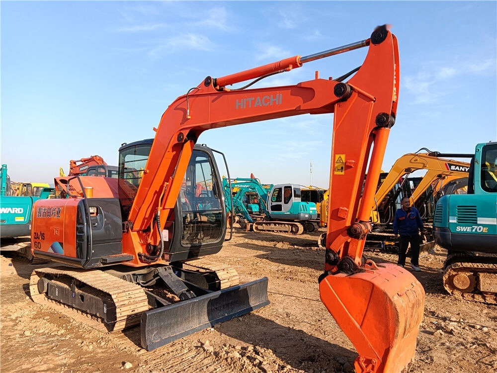 Hitachi ZX60 - Mini bager: slika 4 Hitachi ZX60 - Mini bager: slika 4