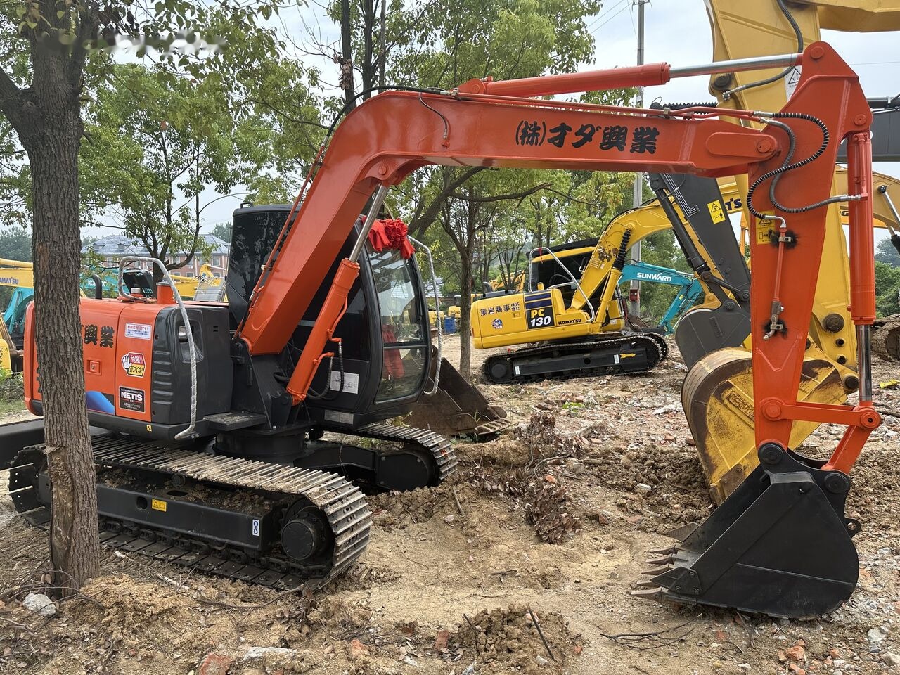 Hitachi ZX70 - Bager goseničar: slika 4 Hitachi ZX70 - Bager goseničar: slika 4