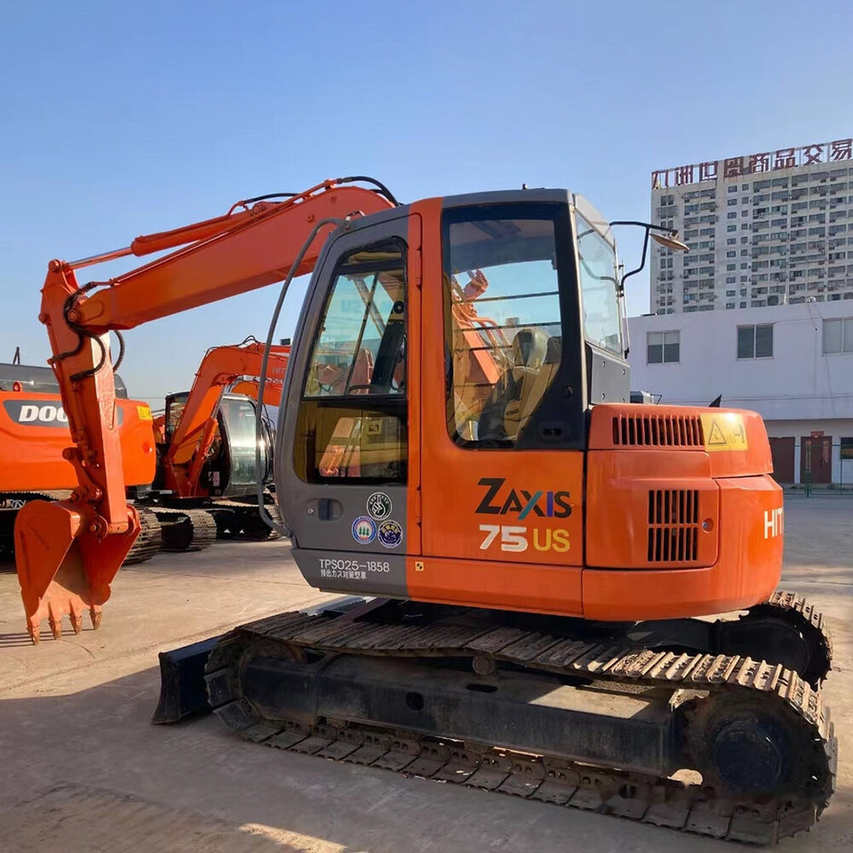 Hitachi ZX75US - Bager goseničar: slika 2 Hitachi ZX75US - Bager goseničar: slika 2