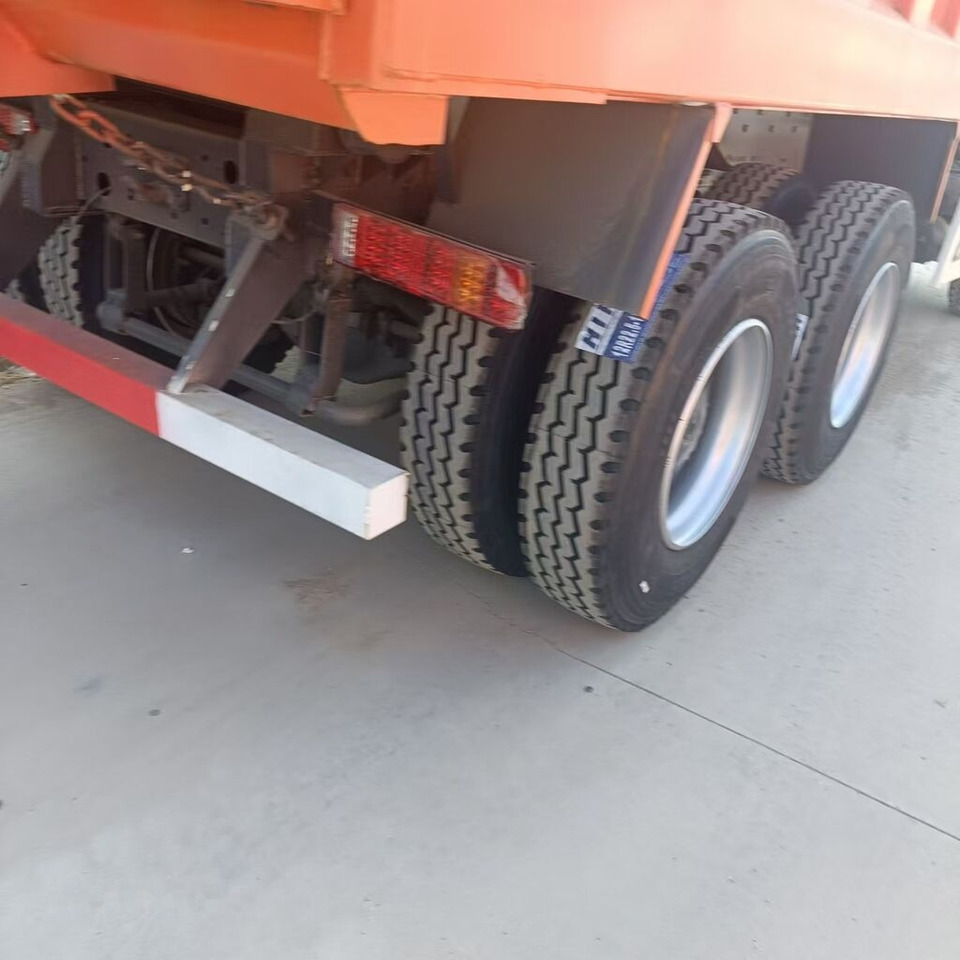 Howo 371 6*4 new tires - Tovornjak prekucnik: slika 3 Howo 371 6*4 new tires - Tovornjak prekucnik: slika 3