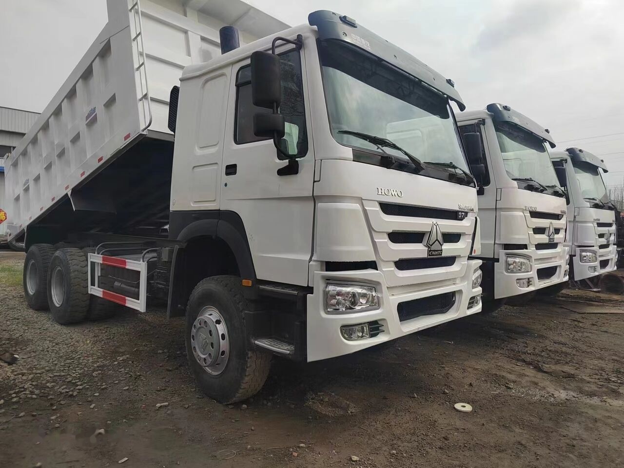 Tovornjak prekucnik Howo 371 6x4: slika 6