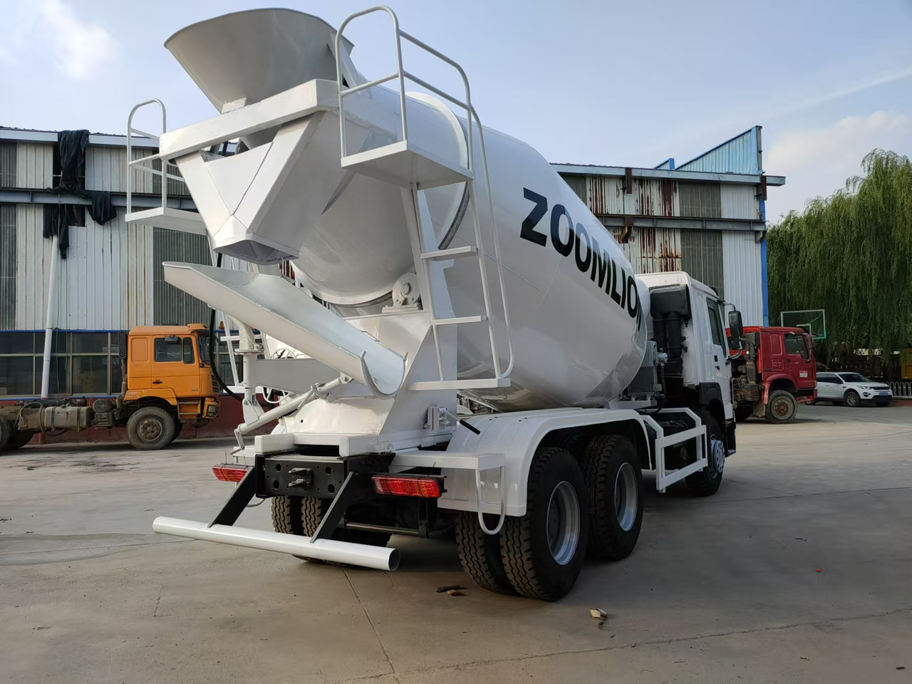 Howo HOWO 371 concrete truck - Avtomešalec: slika 4 Howo HOWO 371 concrete truck - Avtomešalec: slika 4
