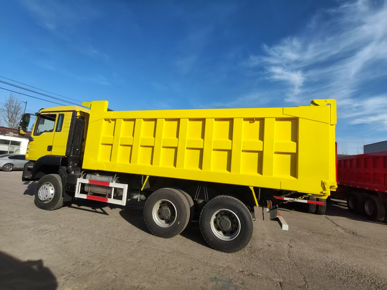 Howo HOWO TX 6X4 Dump Truck - Tovornjak prekucnik: slika 4 Howo HOWO TX 6X4 Dump Truck - Tovornjak prekucnik: slika 4