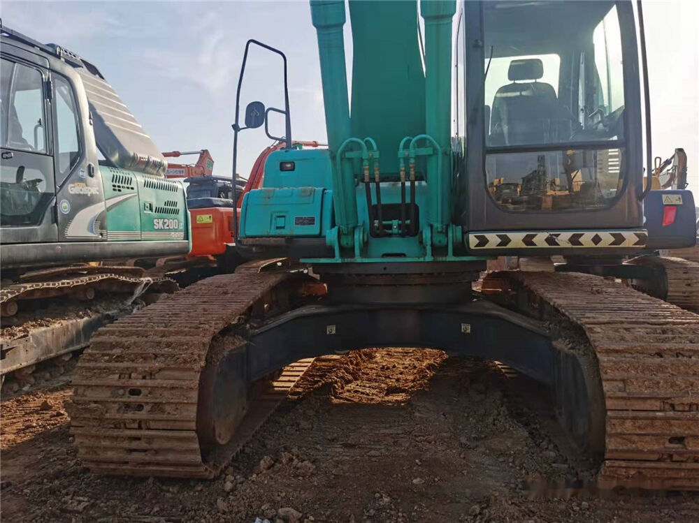 Kobelco SK210LC - Bager goseničar: slika 2 Kobelco SK210LC - Bager goseničar: slika 2
