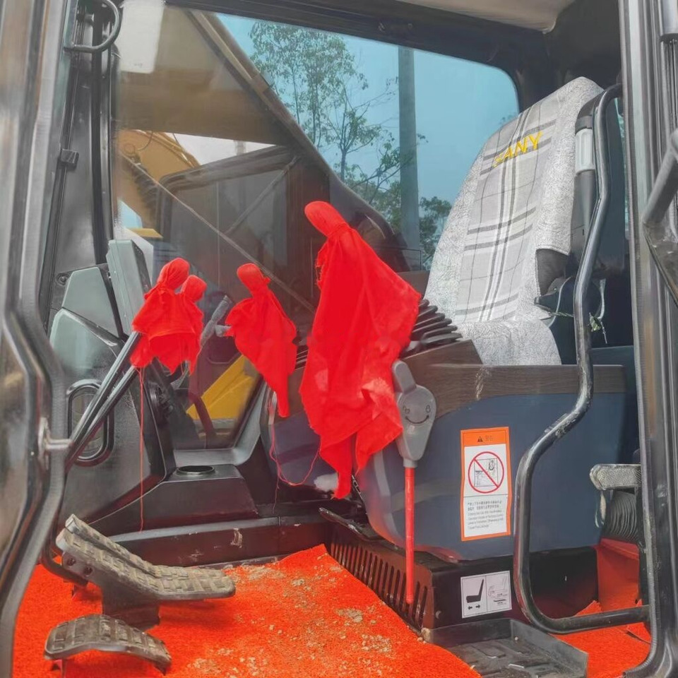Sany SY215C - Bager goseničar: slika 2 Sany SY215C - Bager goseničar: slika 2