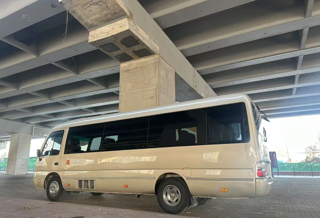 Toyota 1HZ - Primestni avtobus: slika 1 Toyota 1HZ - Primestni avtobus: slika 1