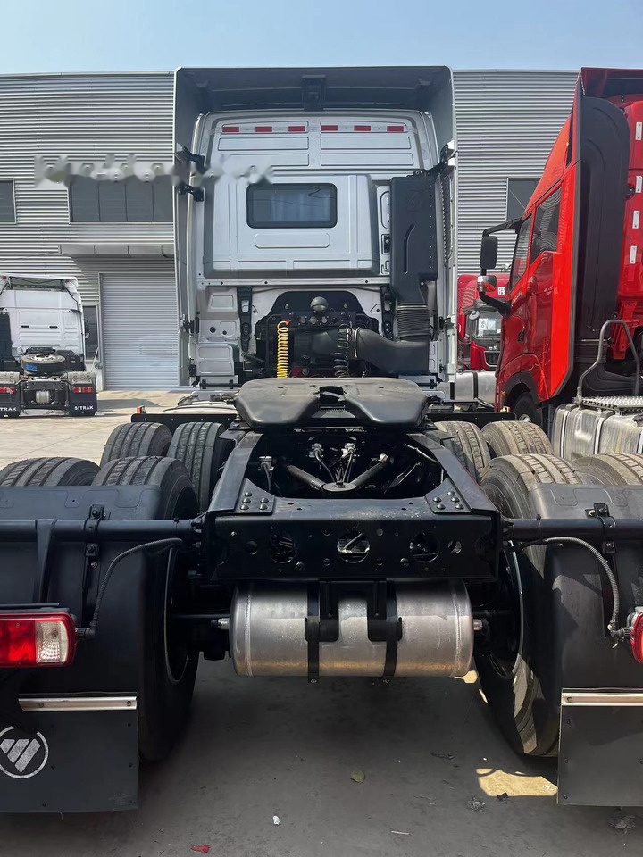 Foton Auman EST A510 - Vlačilec: slika 2 Foton Auman EST A510 - Vlačilec: slika 2