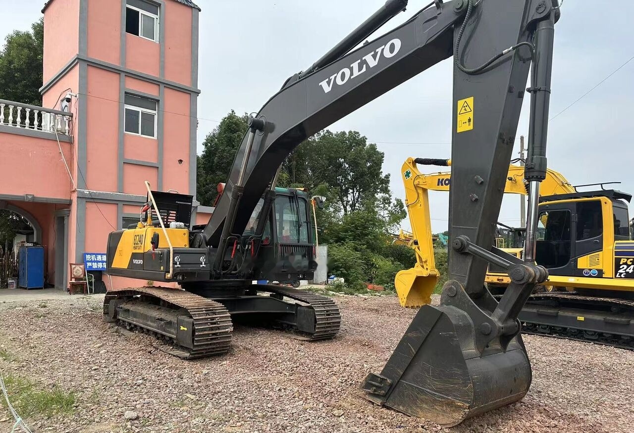 Volvo EC240 - Bager goseničar: slika 2 Volvo EC240 - Bager goseničar: slika 2