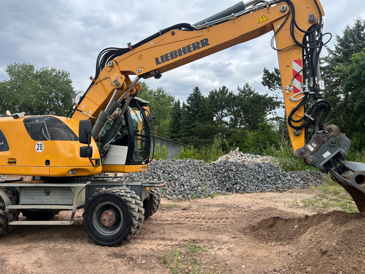Liebherr A 918 Compact Likufix SW 48 - Bager na kolesih: slika 3 Liebherr A 918 Compact Likufix SW 48 - Bager na kolesih: slika 3