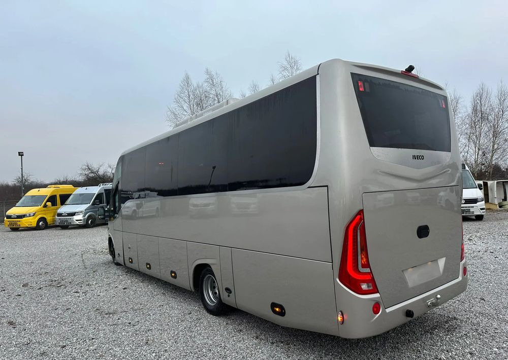 Iveco Daily - Minibus, Potniški kombi: slika 5 Iveco Daily - Minibus, Potniški kombi: slika 5