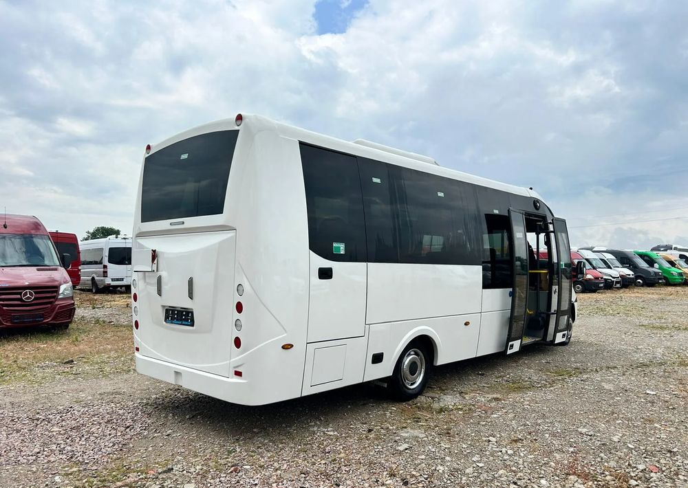Iveco Daily Rosero City - Minibus, Potniški kombi: slika 4 Iveco Daily Rosero City - Minibus, Potniški kombi: slika 4