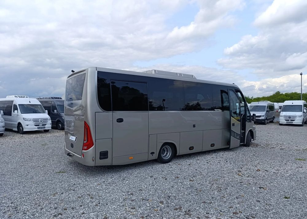 Iveco Mercus Daily 70C21 - Minibus, Potniški kombi: slika 5 Iveco Mercus Daily 70C21 - Minibus, Potniški kombi: slika 5
