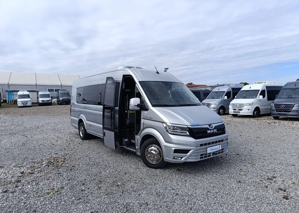 Nov Minibus, Potniški kombi MAN TGE 5.160: slika 1