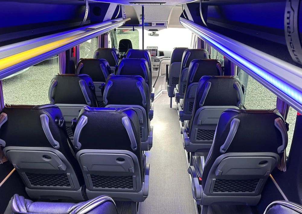 Nov Minibus, Potniški kombi MAN TGE 5.160: slika 23