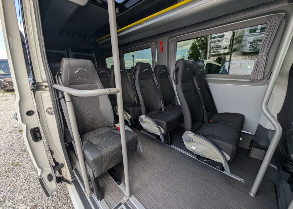 Nov Minibus, Potniški kombi MAN TGE: slika 14