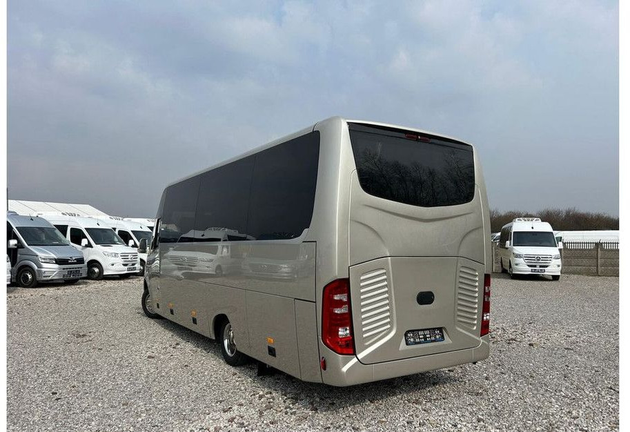 Nov Minibus, Potniški kombi Mercedes-Benz Sprinter 519: slika 8