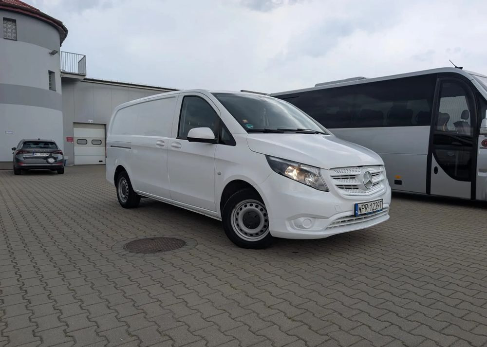 Mercedes-Benz Vito 116 - Furgon: slika 2 Mercedes-Benz Vito 116 - Furgon: slika 2